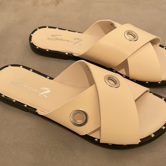 7 For All Mankind Lucca Sandals - 8 - Picture 1 of 3